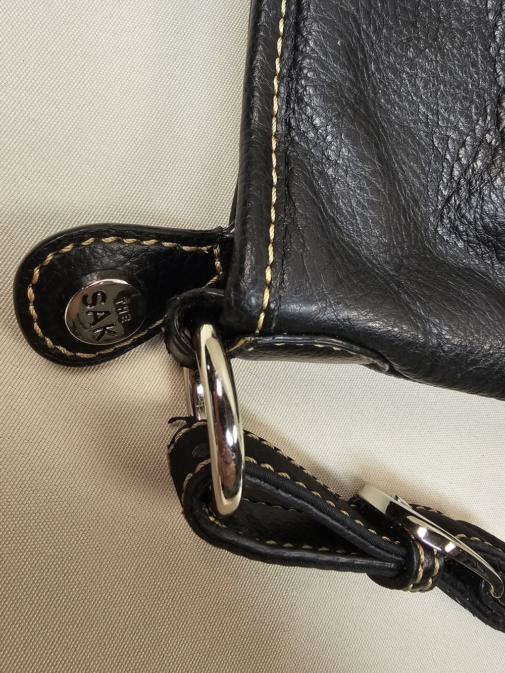 The Sak Leather Crossbody Bag - Black - Picture 14 of 15